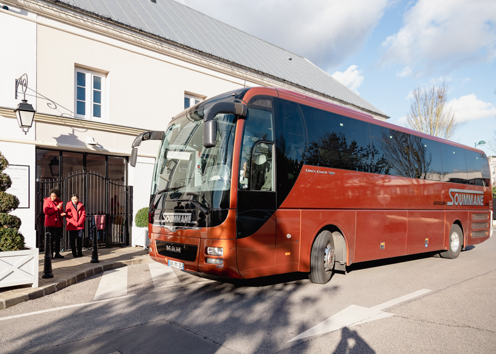 bus tours chateau la valliere